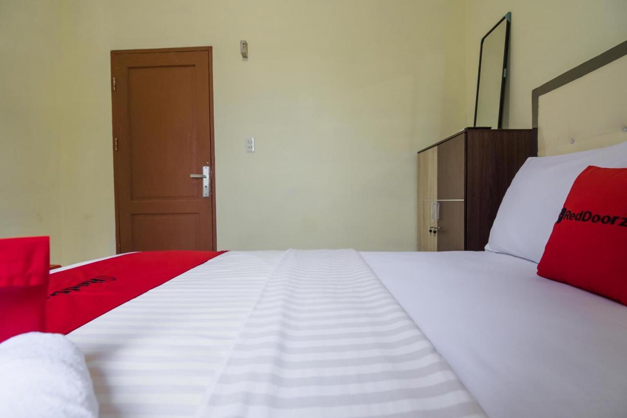 Reddoorz Near Politeknik Negeri Medan Ξενοδοχείο Εξωτερικό φωτογραφία