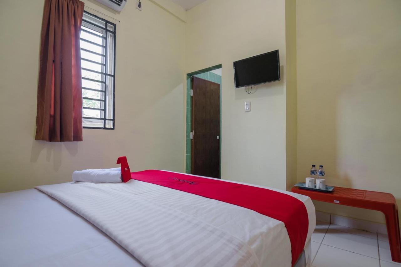 Reddoorz Near Politeknik Negeri Medan Ξενοδοχείο Εξωτερικό φωτογραφία